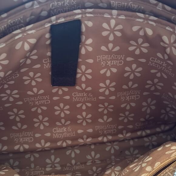 Taupe Laptop Bag with Sophisticated Design - Picture 14 of 16